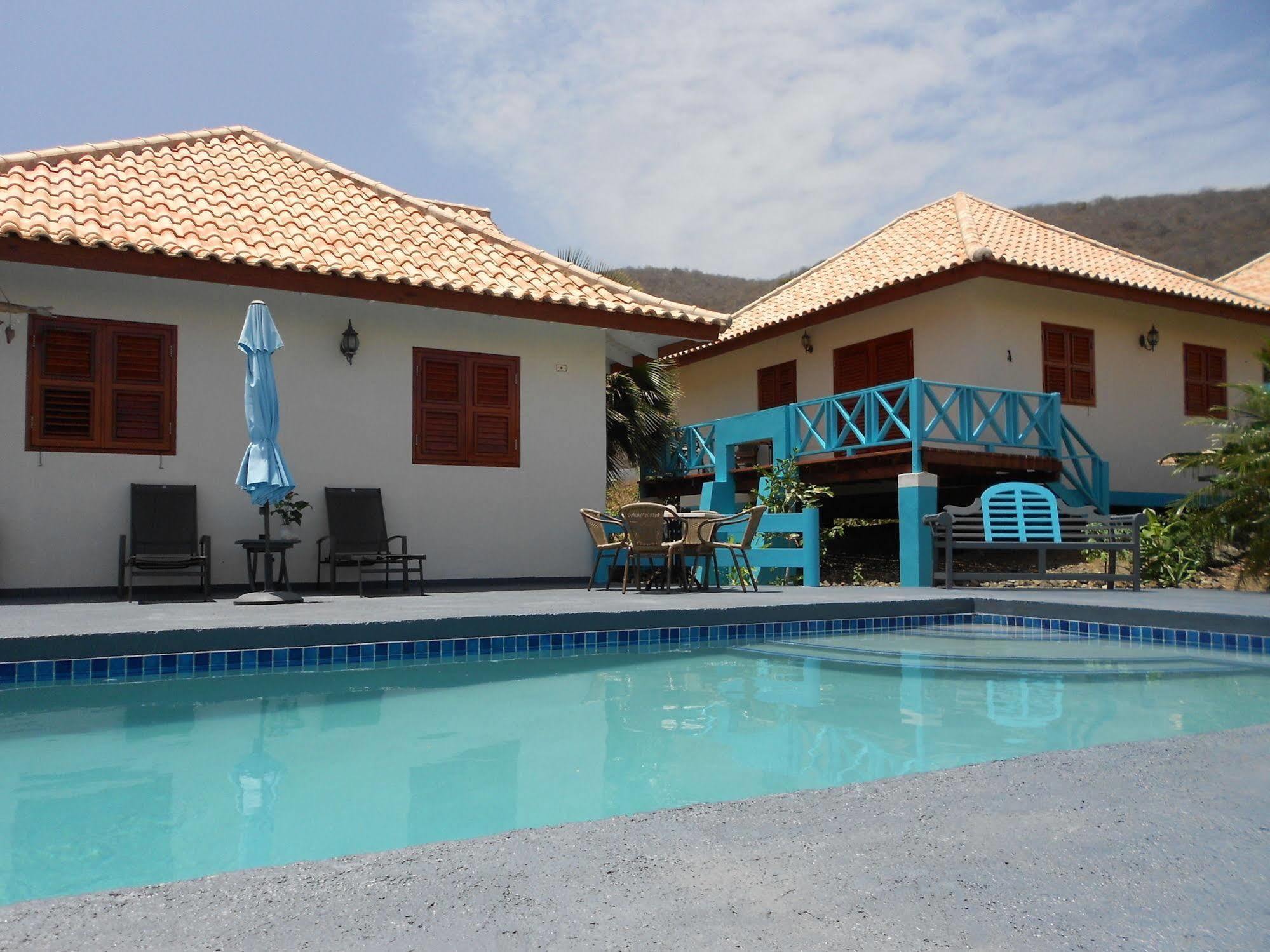 Botanique Bungalows Westpunt Екстериор снимка